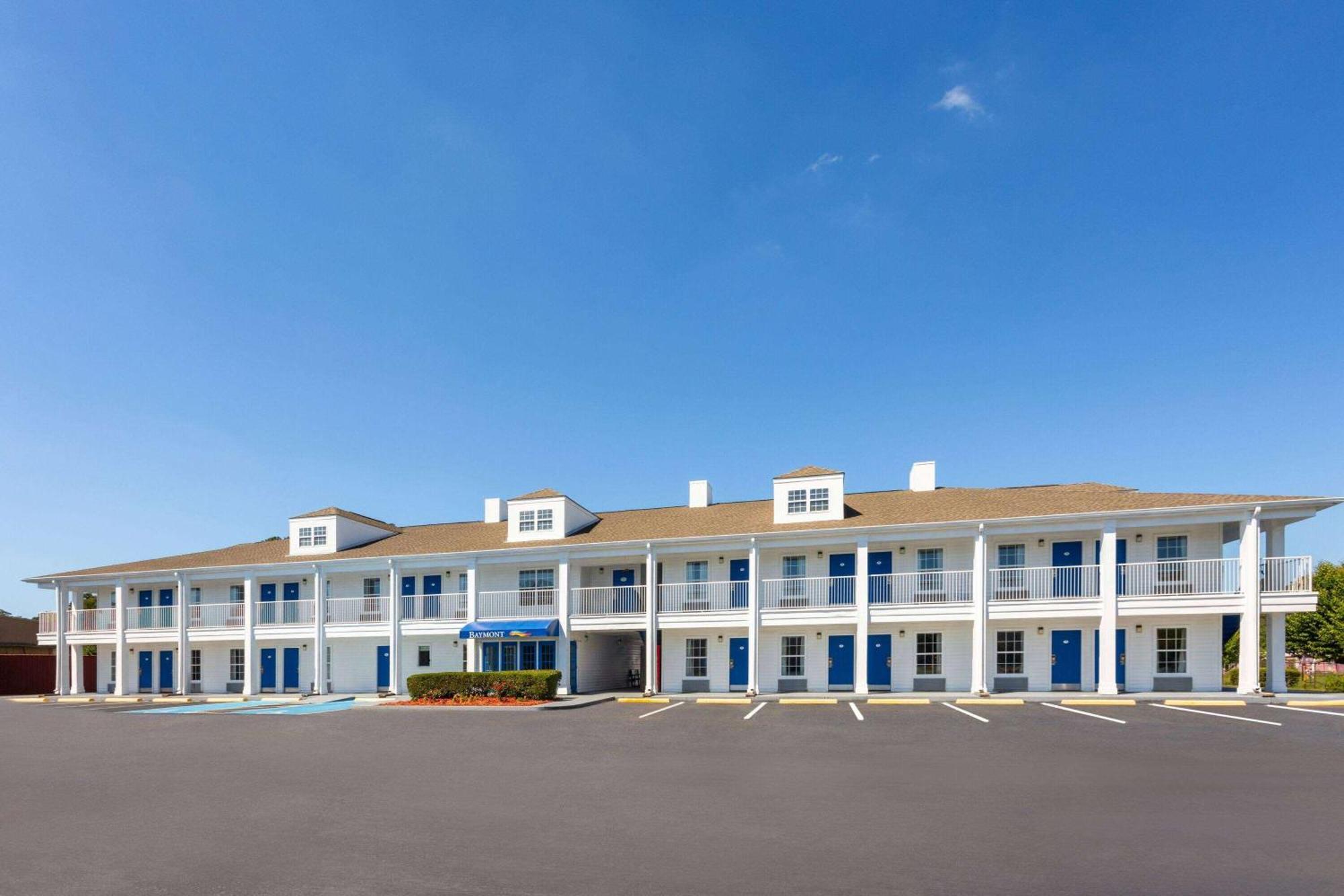 Baymont By Wyndham Brunswick Ga Hotel Exterior foto